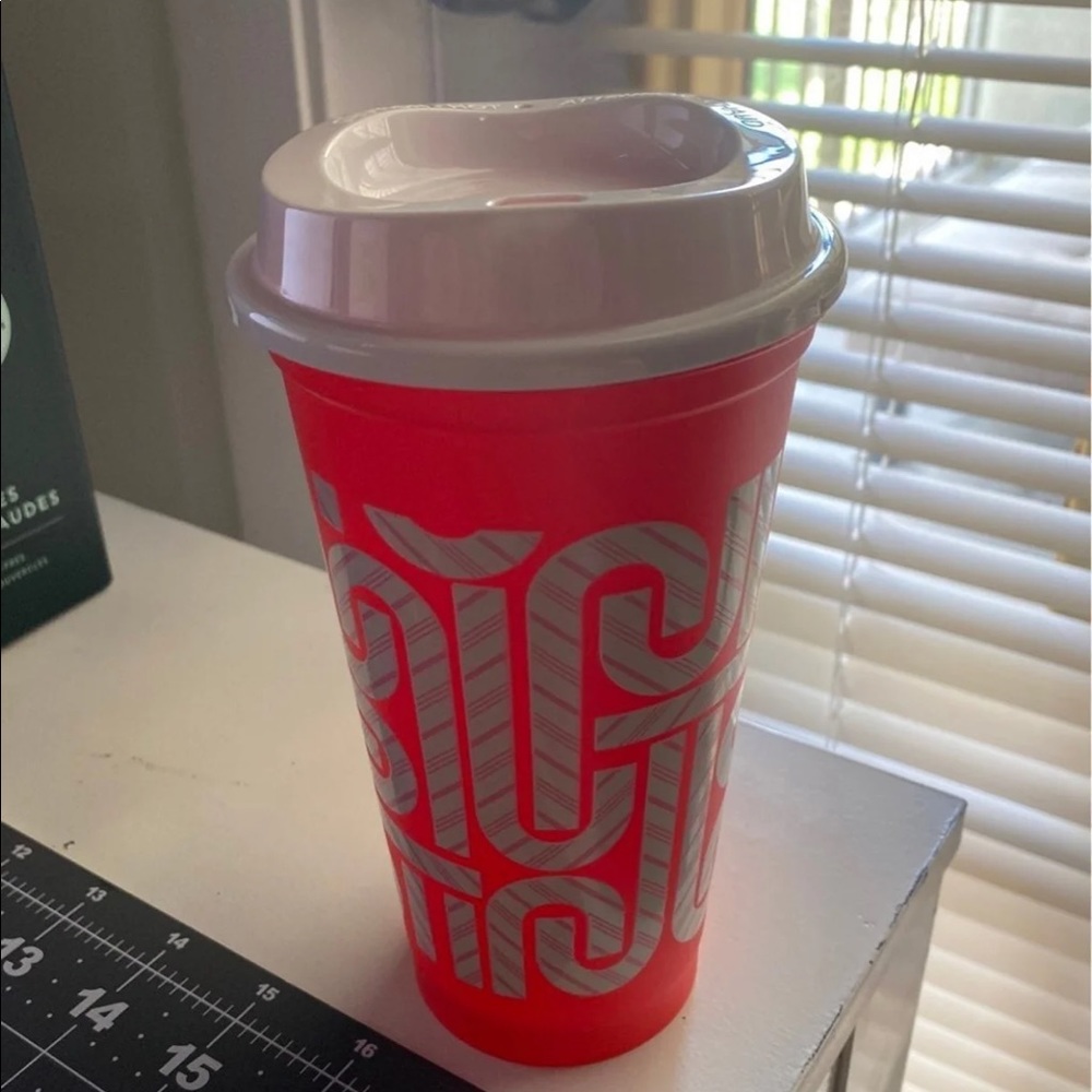 Starbucks Color Changing Cup